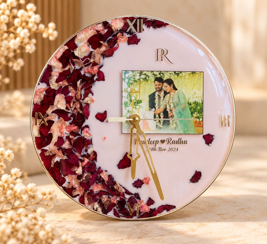 Wedding keepsake clock with preserved rose petals